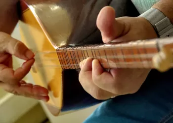 Bağlama Kursuna Gideceklere Tavsiyeler