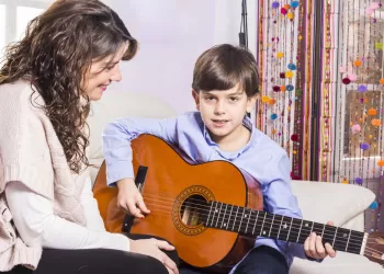 Gitar Kursu Fiyatları 2024