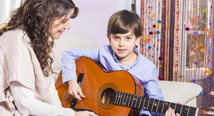Gitar Kursu Fiyatları 2024