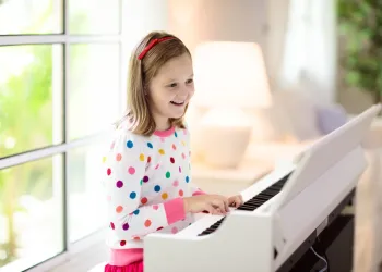 Piyano Çalarak Kendinizi Yeniden Keşfedebilirsiniz!